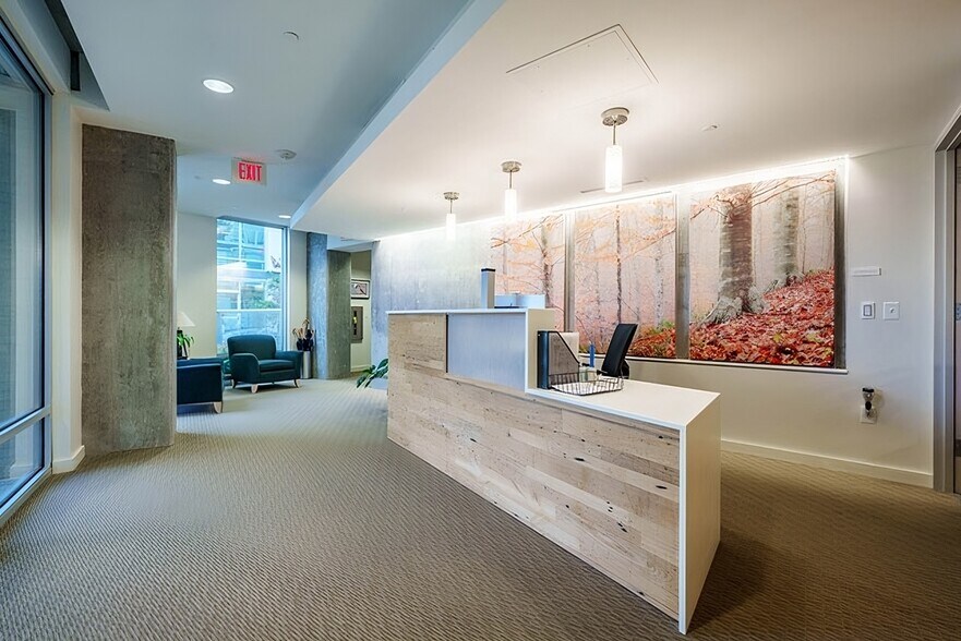 More Photos Of 601 W Rosemary St, Chapel Hill Apartments For Lease