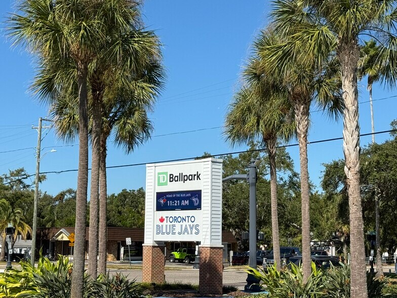 More Photos Of 2035 Alpine Rd, Clearwater Apartments For Sale