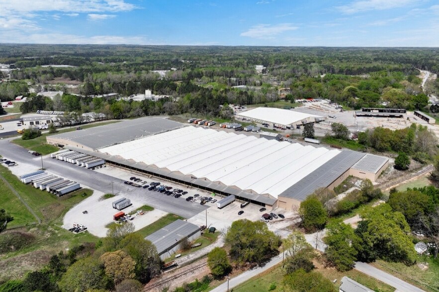 Primary Photo Of 34 E Industrial Ct, Villa Rica Warehouse For Lease