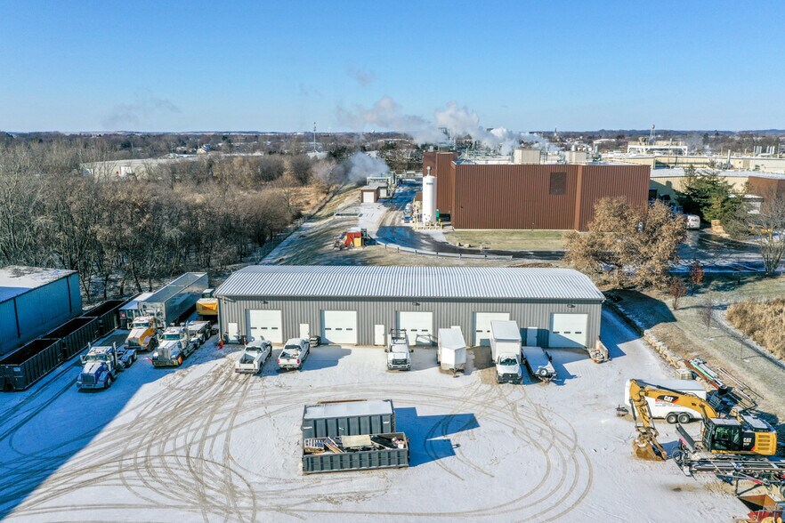 More Photos Of 220 Raemisch Rd, Waunakee Warehouse For Sale