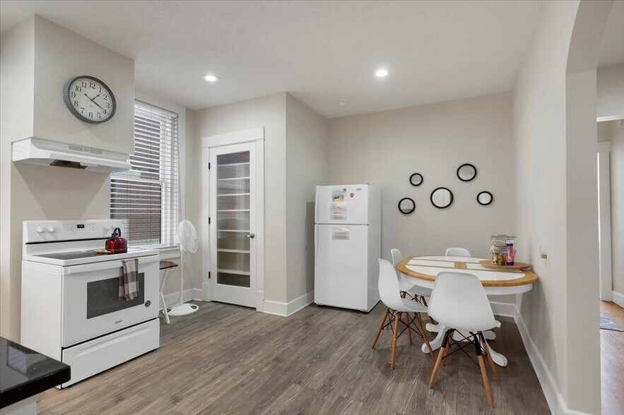 More Photos Of 246 State St, Salem Storefront Retail Residential For Sale