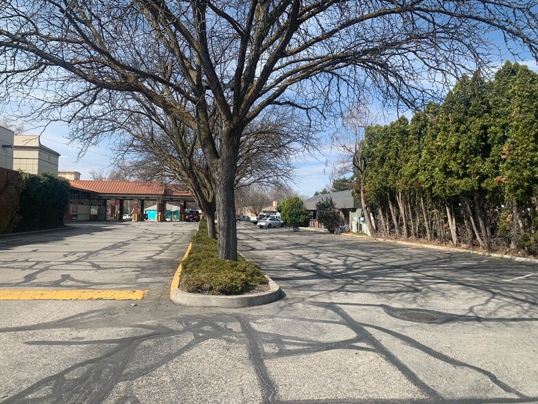 More Photos Of 1401 S Robert St, Boise Office Residential For Lease