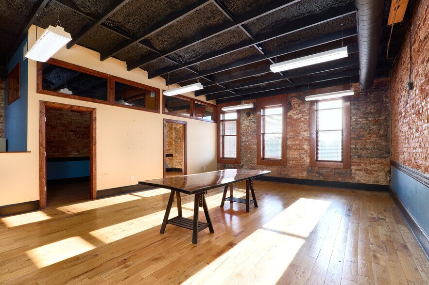 Primary Photo Of 119 N Main St, Mooresville Storefront Retail Office For Lease