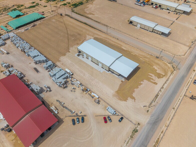 More Photos Of 16697 W Basin St, Odessa Industrial For Lease