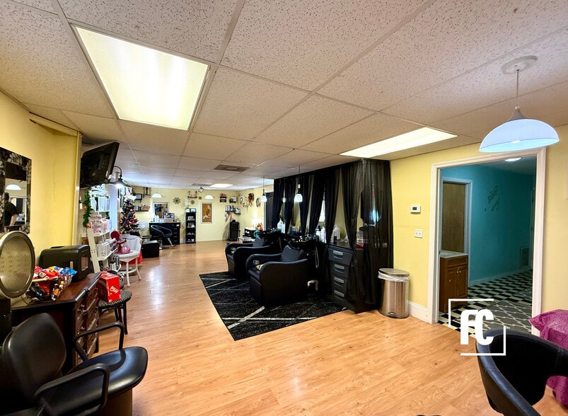 More Photos Of 200 SW 3rd Ave, Okeechobee Freestanding For Sale