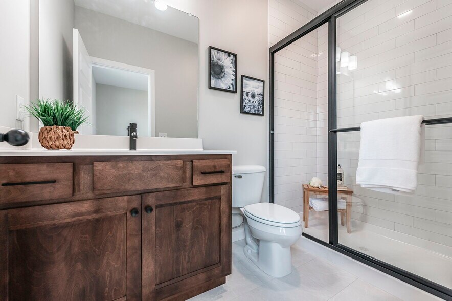 More Photos Of 903 Main st, Springfield Apartments For Sale