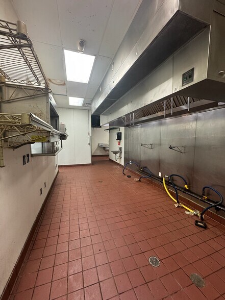 More Photos Of 6661-6779 W Indiantown Rd, Jupiter Unknown For Lease