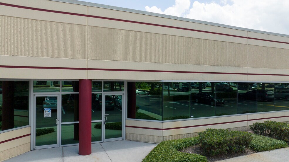 More Photos Of 7350 Futures Dr, Orlando Office For Sale