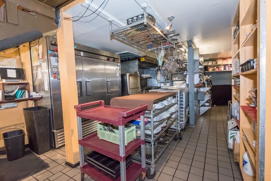 More Photos Of 35 Main St, Bisbee Restaurant For Sale
