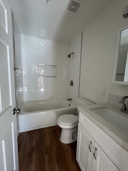 More Photos Of 839 N Summit Ave, Pasadena Apartments For Sale