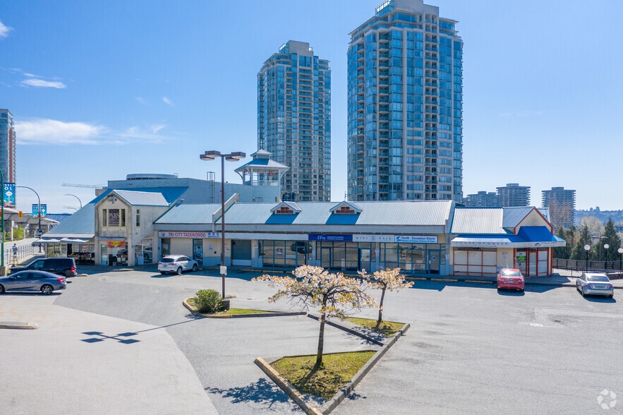 More Photos Of 3355 North Rd, Burnaby Storefront For Lease