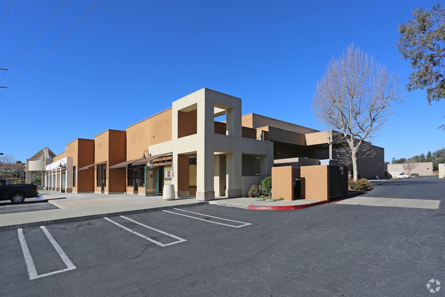 Primary Photo Of 30250-30690 Rancho California Rd, Temecula Unknown For Lease