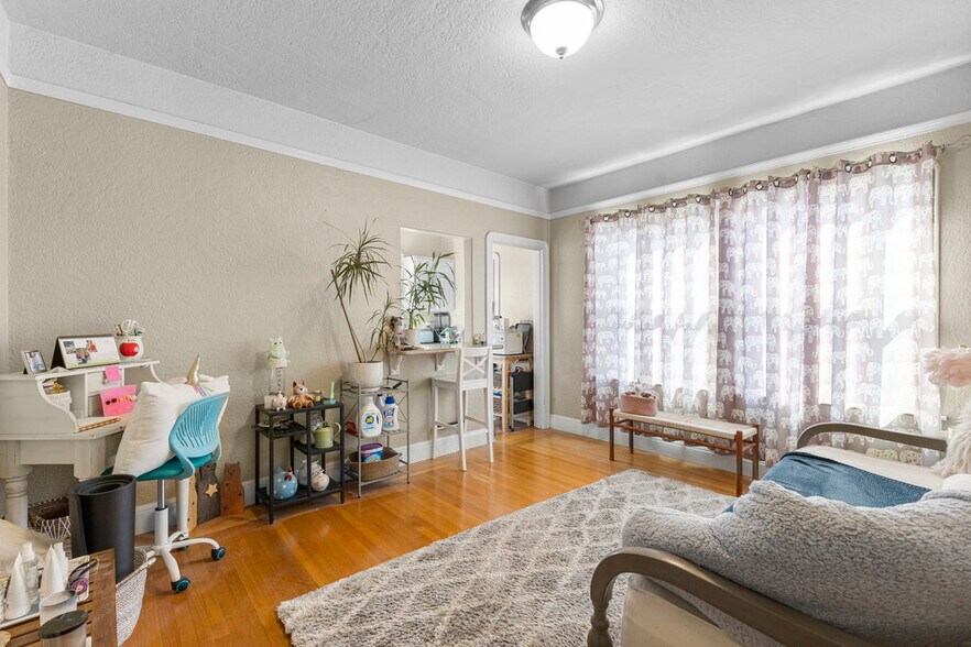 More Photos Of 2900 Barrett Ave, Richmond Multifamily For Sale