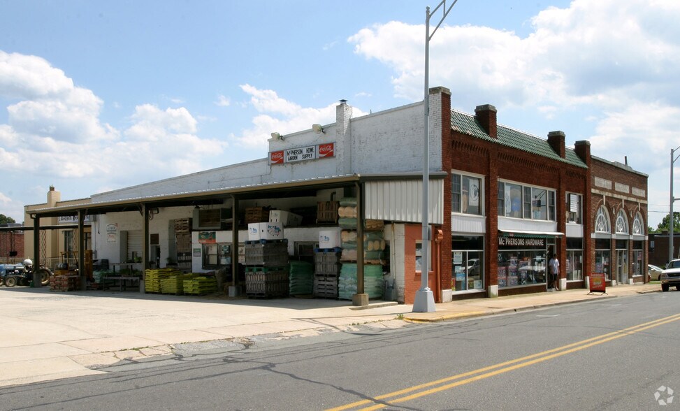 More Photos Of 736 S Main St, Burlington Freestanding For Sale