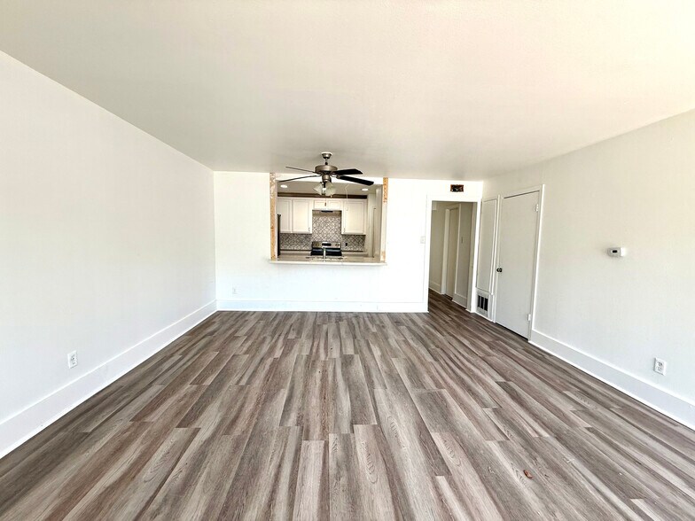 More Photos Of 5506-5510 Beverlyhill St, Houston Apartments For Sale