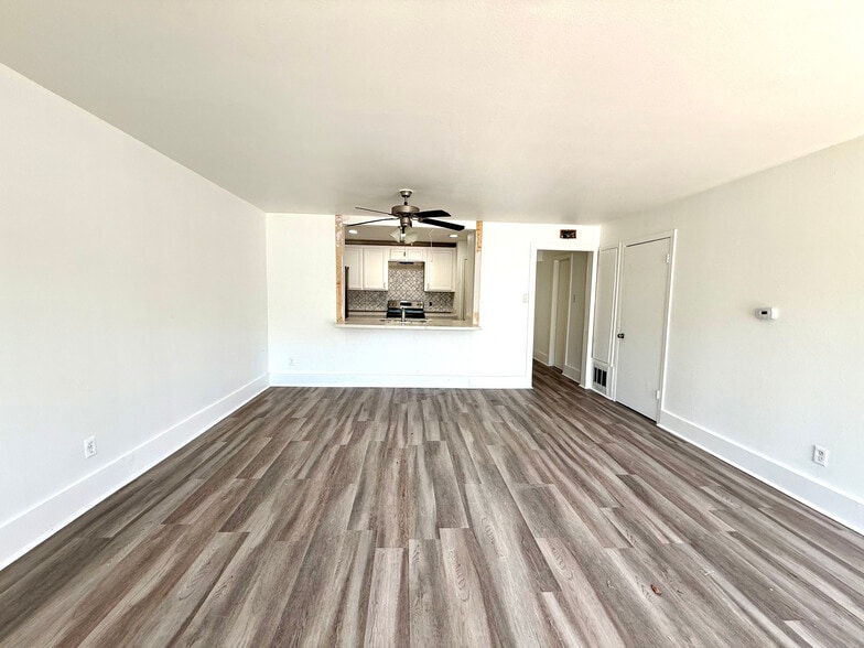 More Photos Of 5506-5510 Beverlyhill St, Houston Apartments For Sale