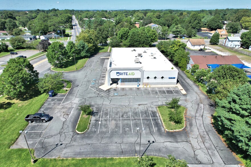 More Photos Of 1580 S Dupont Hwy, Dover General Retail For Sale