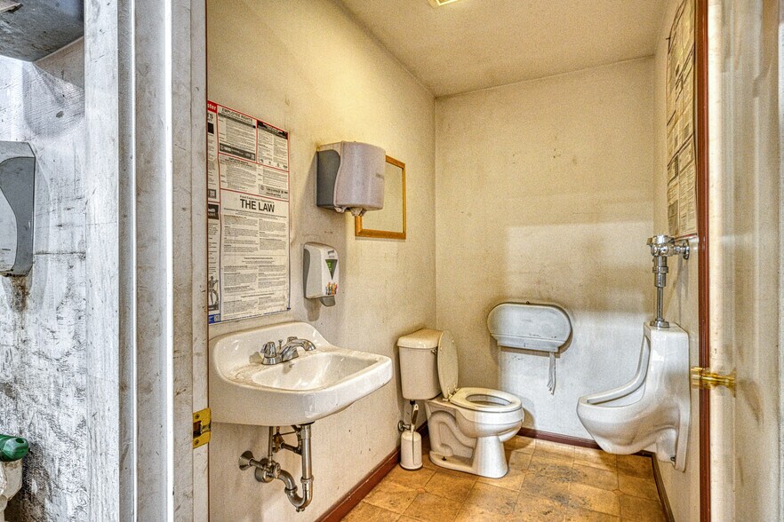 More Photos Of 1235 US Route 202, Winthrop Auto Dealership For Sale