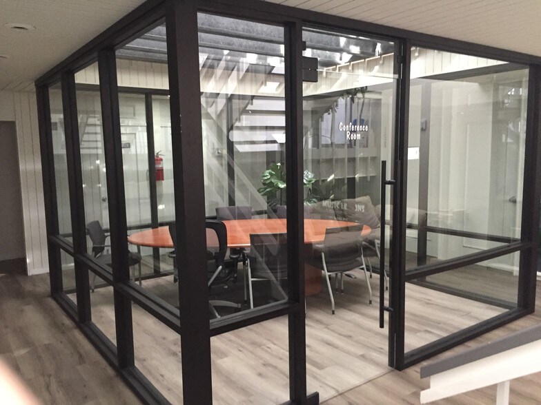 More Photos Of 1901 Kipling St, Lakewood Office For Sale