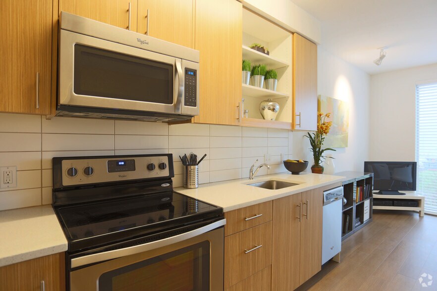 More Photos Of 3705 N Overlook Blvd, Portland Apartments For Sale