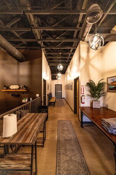 More Photos Of 2433-2439 E University Dr, Tempe Storefront Retail Office For Sale