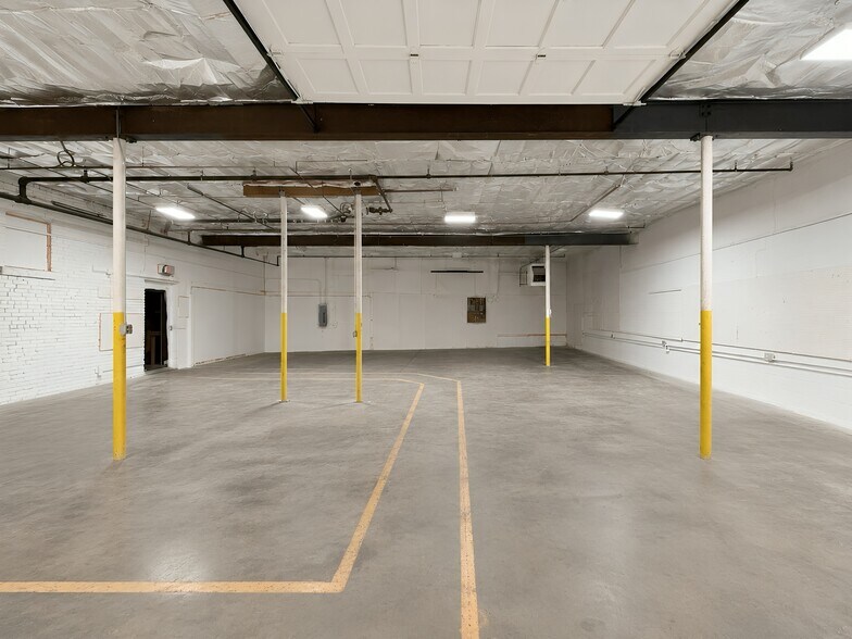 More Photos Of 7 Henry St, Worcester Light Manufacturing For Sale
