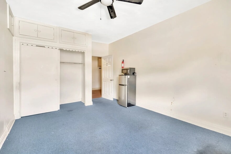 More Photos Of 8436 N Nebraska Ave, Tampa Storefront Retail Residential For Sale