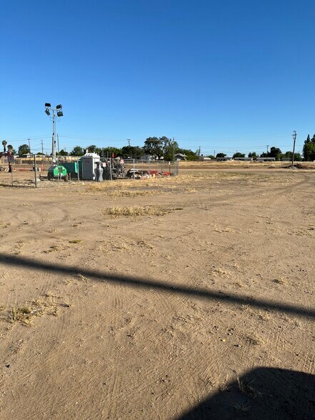 More Photos Of 437 Cesar Chavez Blvd, Fresno Land For Sale