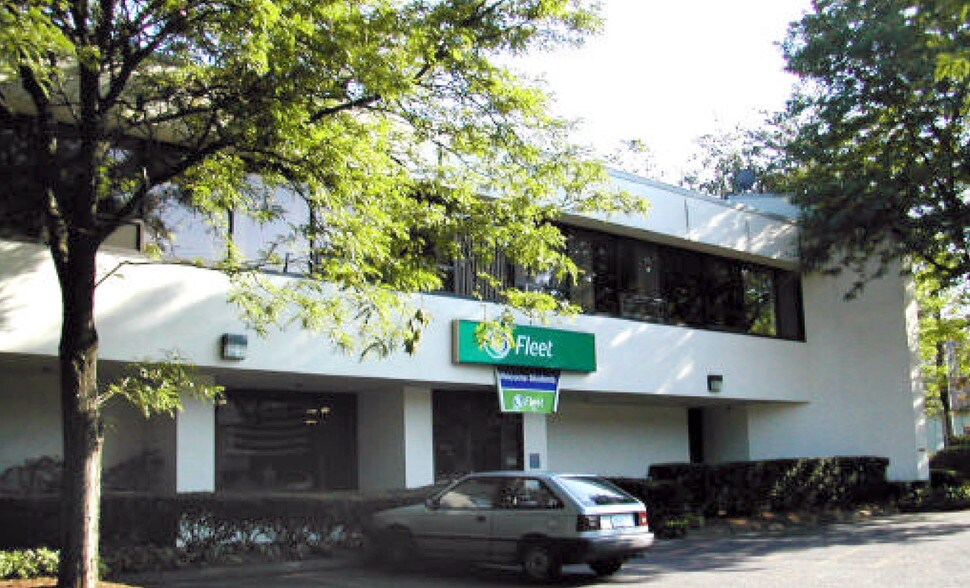 More Photos Of 980 Post Rd E, Westport Office For Sale