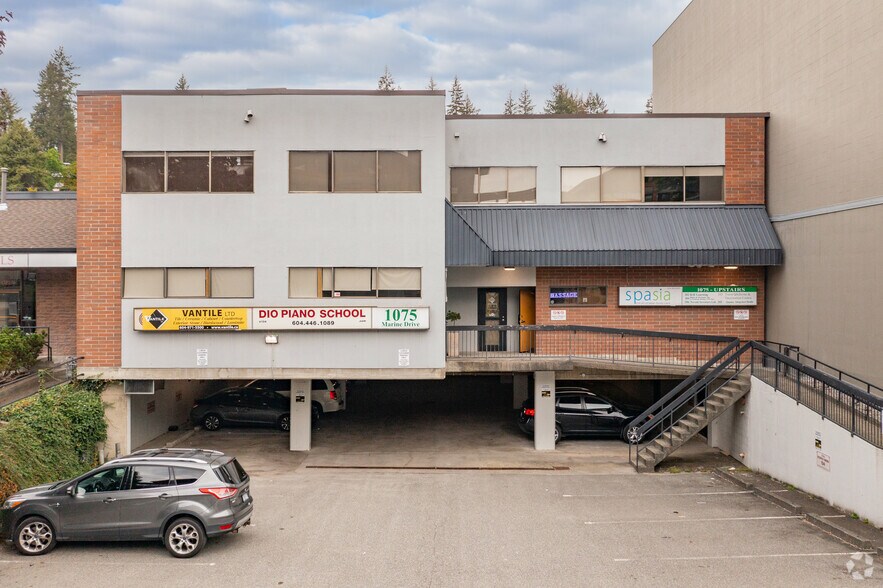 More Photos Of 1075 Marine Dr, North Vancouver Storefront Retail Office For Sale