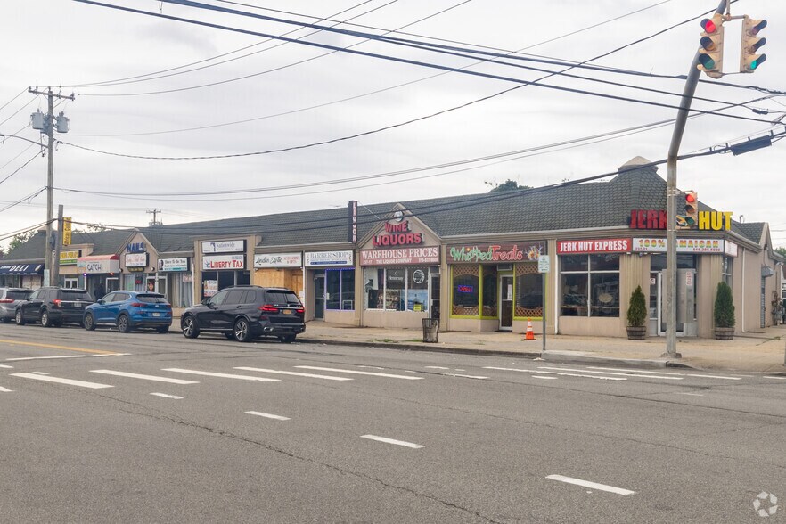 Primary Photo Of 237-01-237-21 Linden Blvd, Elmont Storefront For Lease