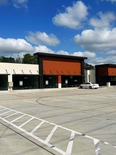 More Photos Of 5413 Aldine Bender rd, Houston Storefront For Lease