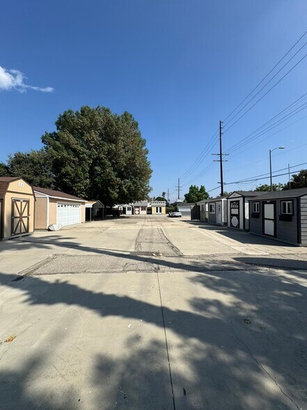 More Photos Of 7403-7415 Canoga Ave @ Valerio, Canoga Park Land For Lease