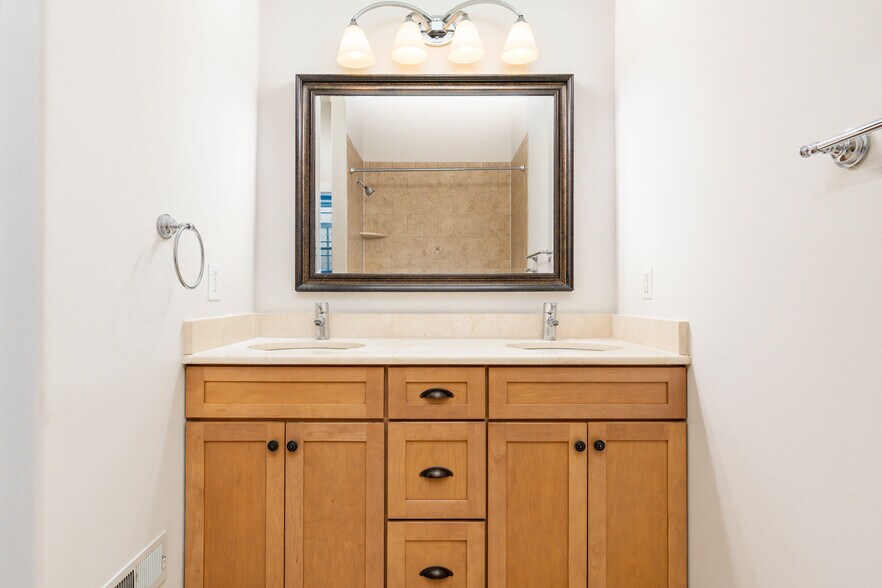 More Photos Of 4557 Manayunk Ave, Philadelphia Apartments For Sale