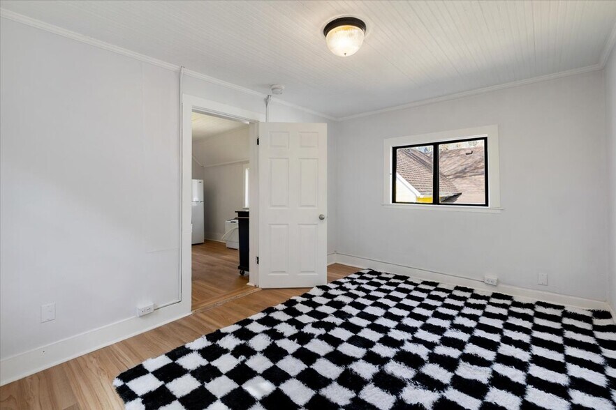 More Photos Of , Manitou Springs Unknown For Sale