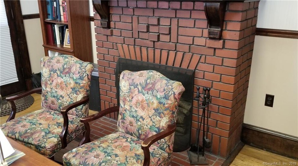 More Photos Of 27 Holmes Ave, Waterbury Office For Lease