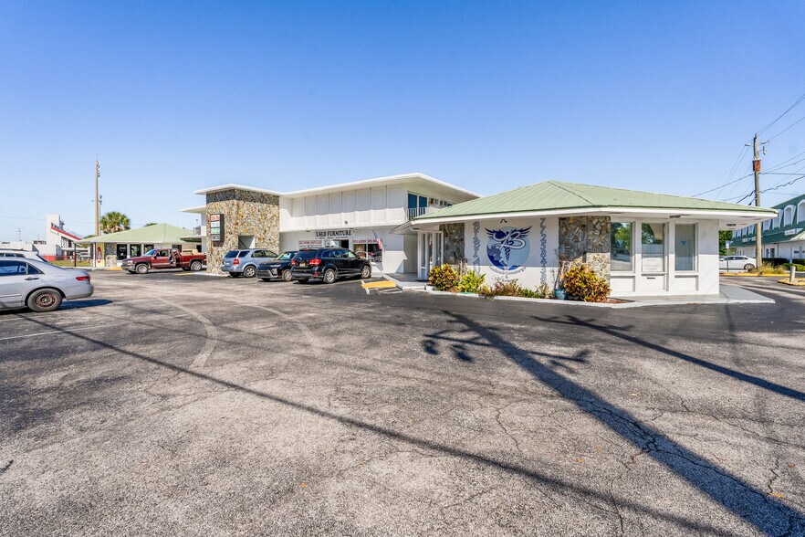 More Photos Of 1615 14th Ave, Vero Beach Medical For Sale