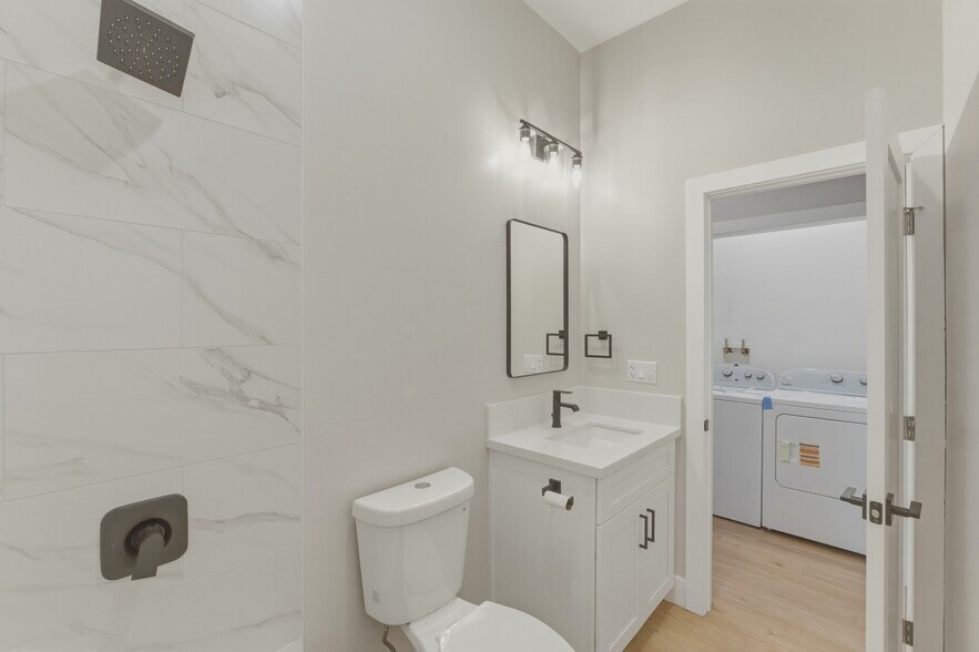 More Photos Of 752 W 9th Ave, Escondido Apartments For Sale