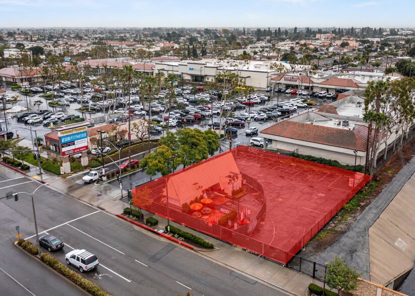 More Photos Of 12056 Carson St, Hawaiian Gardens Fast Food For Lease