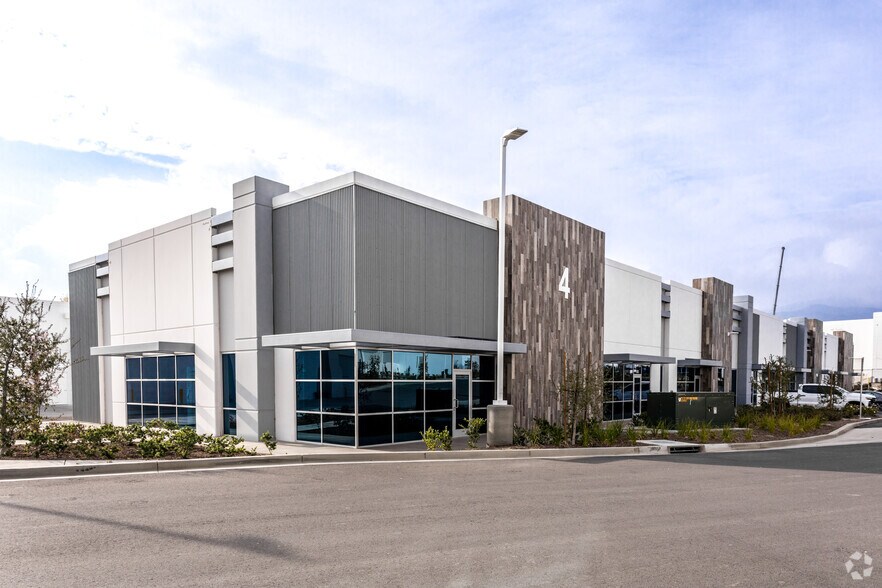Primary Photo Of 4 Latitude Way, Corona Warehouse For Lease