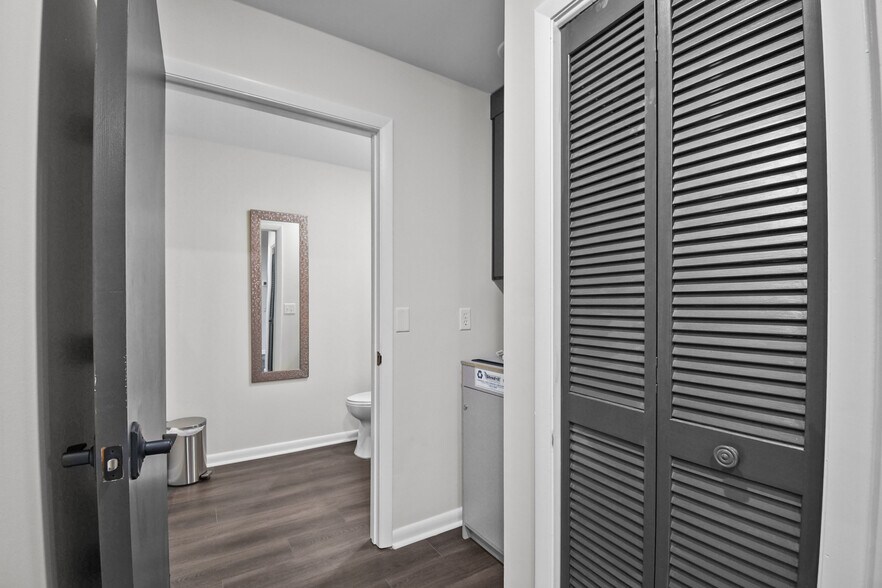 More Photos Of 3000 N Ponce De Leon Blvd, Saint Augustine Storefront Retail Office For Lease