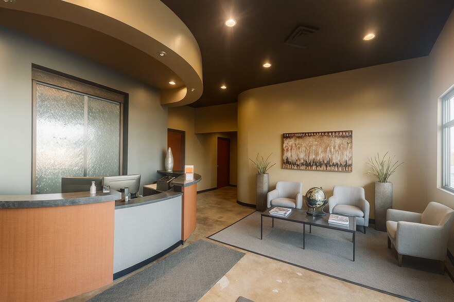 More Photos Of 2631 Packerland Dr, Green Bay Medical For Lease