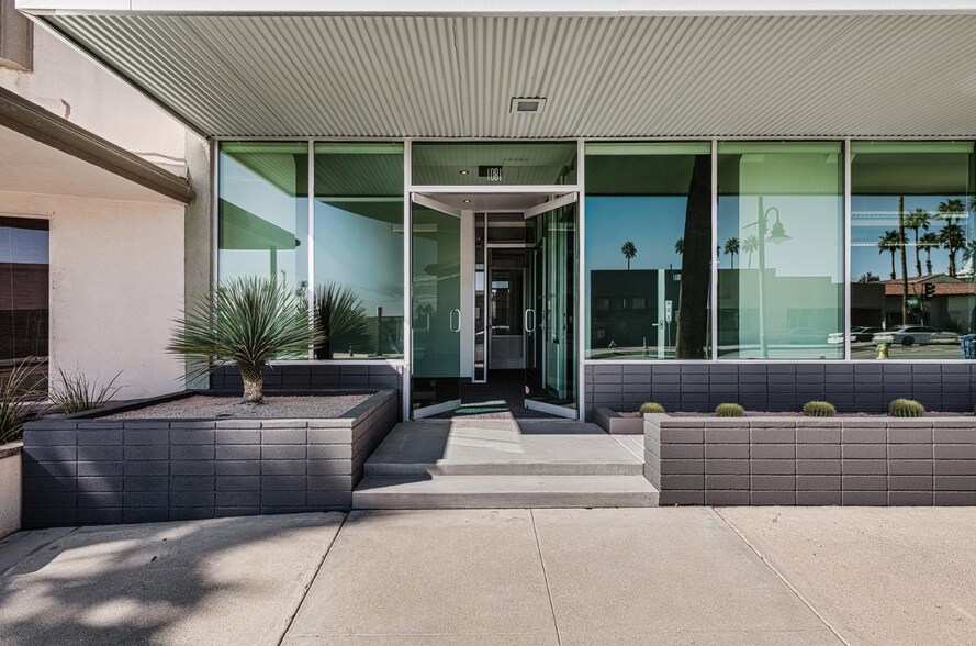 More Photos Of 1081-1091 N Palm Canyon Dr, Palm Springs Office Residential For Lease