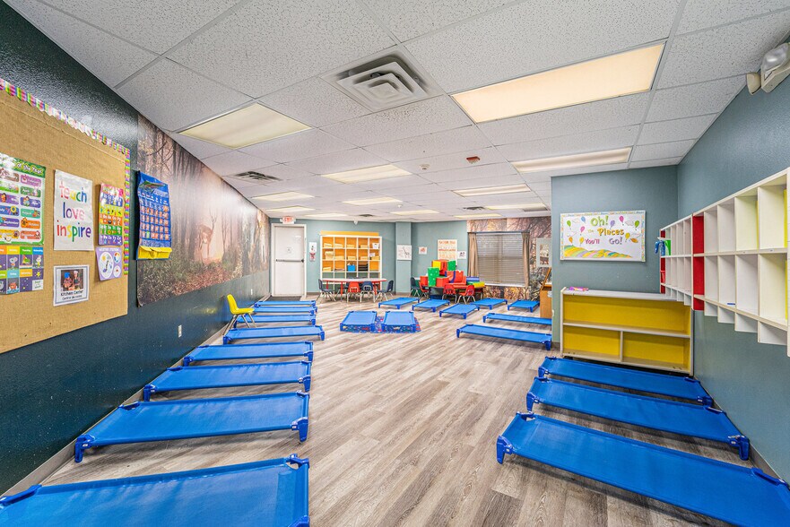 More Photos Of 3421 E Walnut St, Pearland Daycare Center For Sale