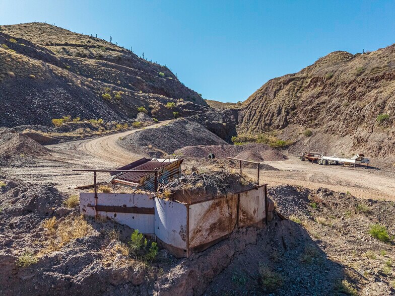 More Photos Of Hwy 60, Superior Land For Sale
