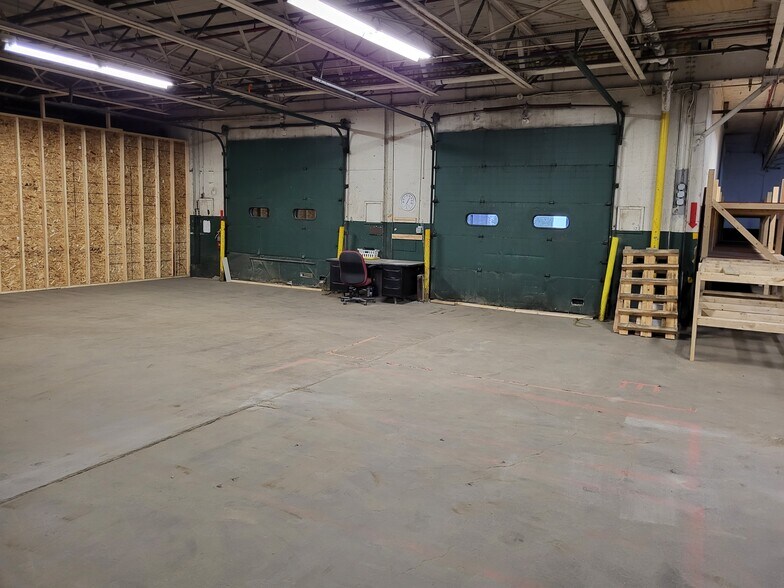 Primary Photo Of 3817 Lake Shore Dr E, Dunkirk Warehouse For Lease