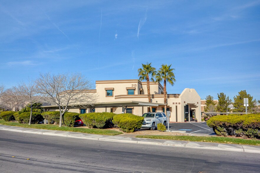 More Photos Of 313 Pilot Rd, Las Vegas Light Distribution For Sale