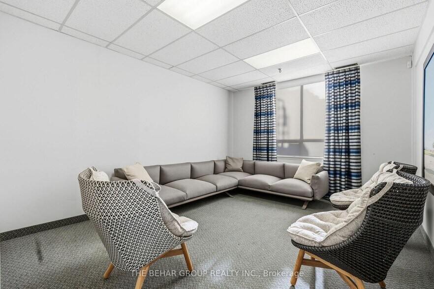 More Photos Of 1740 Sismet Rd, Mississauga Manufacturing For Sale