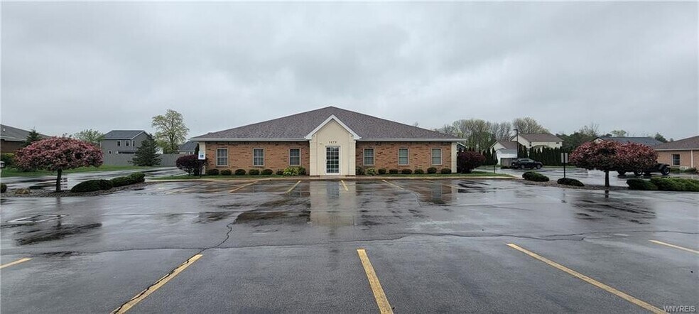 More Photos Of 5879 Snyder Dr, Lockport Medical For Sale