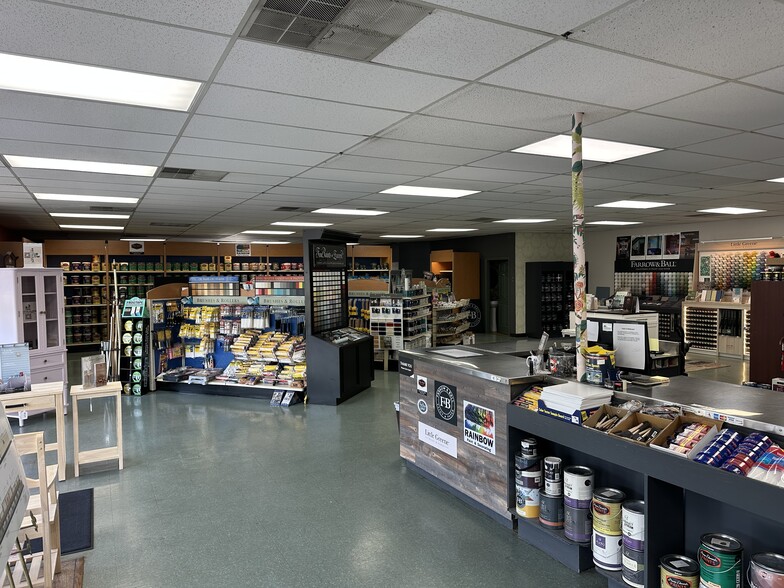 More Photos Of 1446-1450 Montgomery Hwy, Vestavia Hls, Vestavia Hills Freestanding For Lease